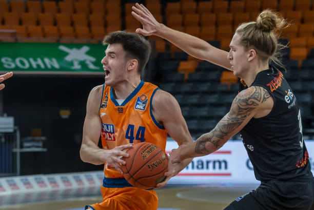 赖单一球员 赖单一球员