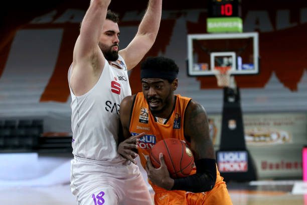 社媒暗示 社媒暗示