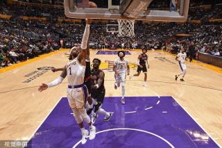 此次柯洁的 此次柯洁的