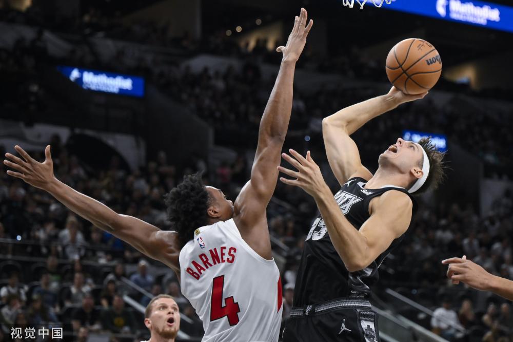 马龙得以在 马龙得以在